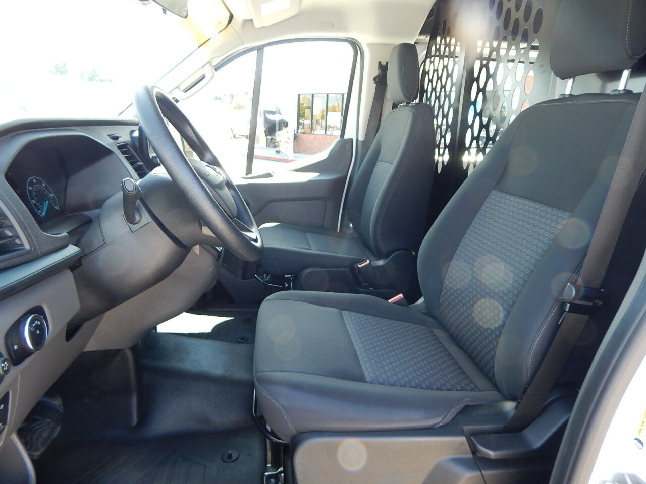 Used 2025 Ford Transit 250 Low Roof w/ Exterior Upgrade Package RWD image 18