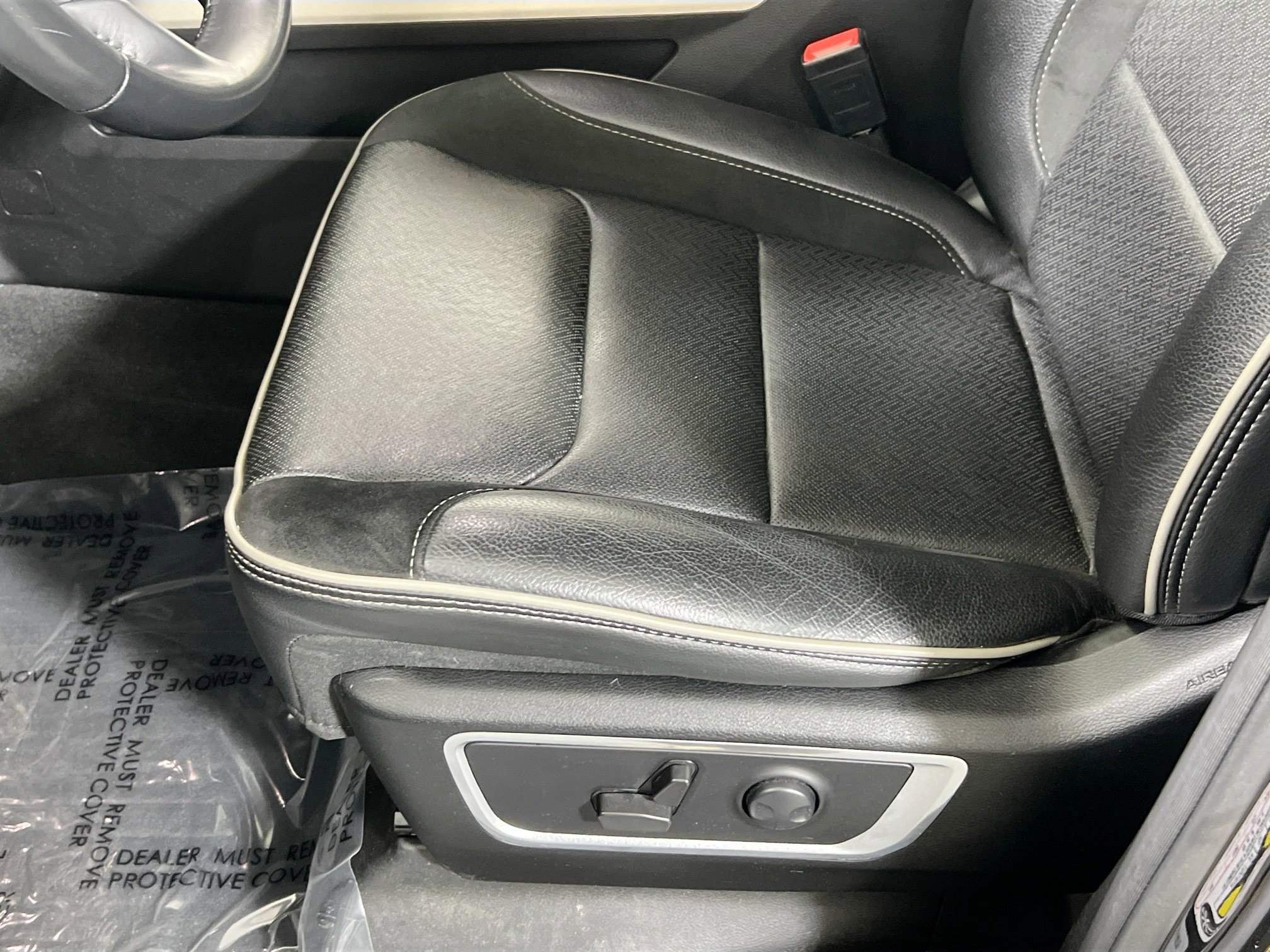 Used 2022 RAM 1500 Laramie image 17