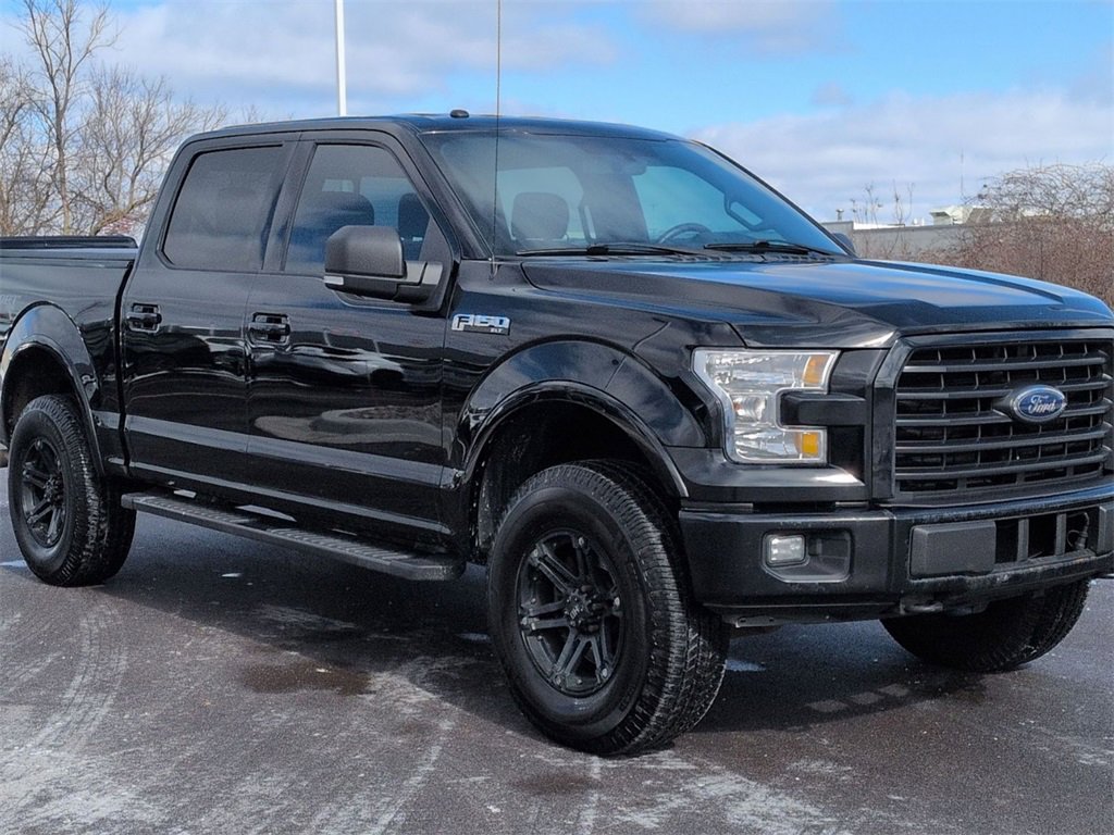 Used 2017 Ford F150 XLT w/ Equipment Group 302A Luxury image 16