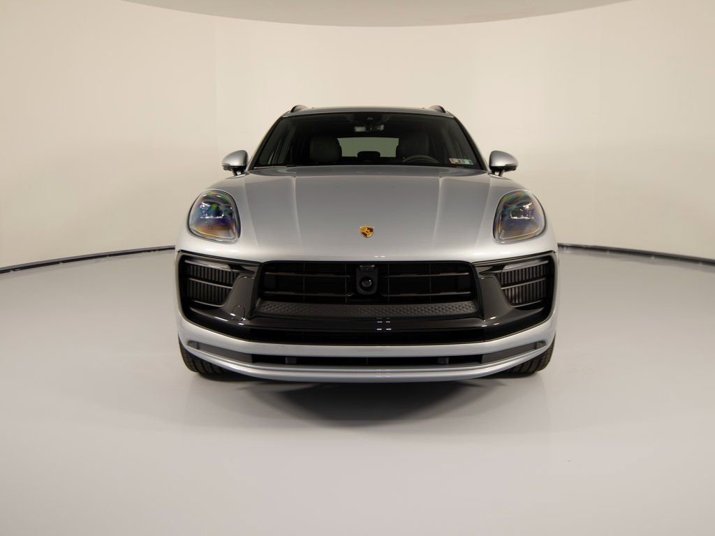 New 2026 Porsche Macan GTS image 10