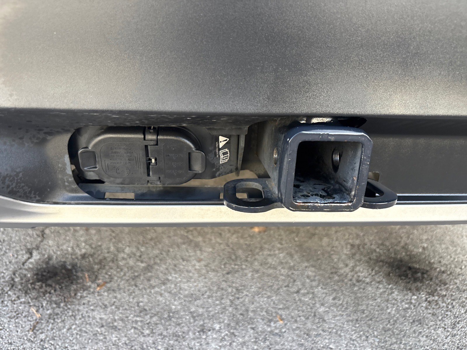 Used 2022 Ford Explorer XLT w/ Equipment Group 202A image 45