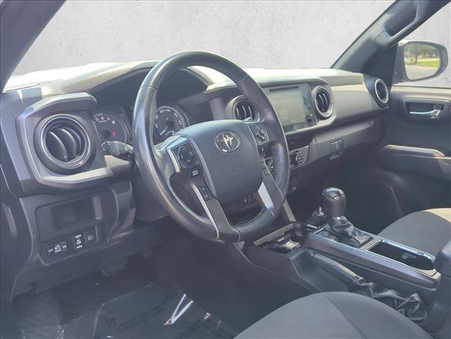 Certified 2019 Toyota Tacoma TRD Sport w/ Technology Package AWD/4WD image 9
