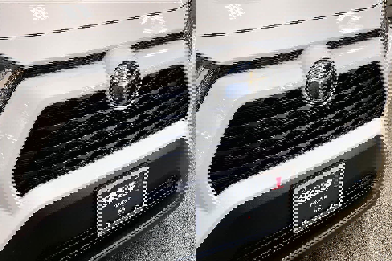 Used 2023 Toyota RAV4 XLE image 28