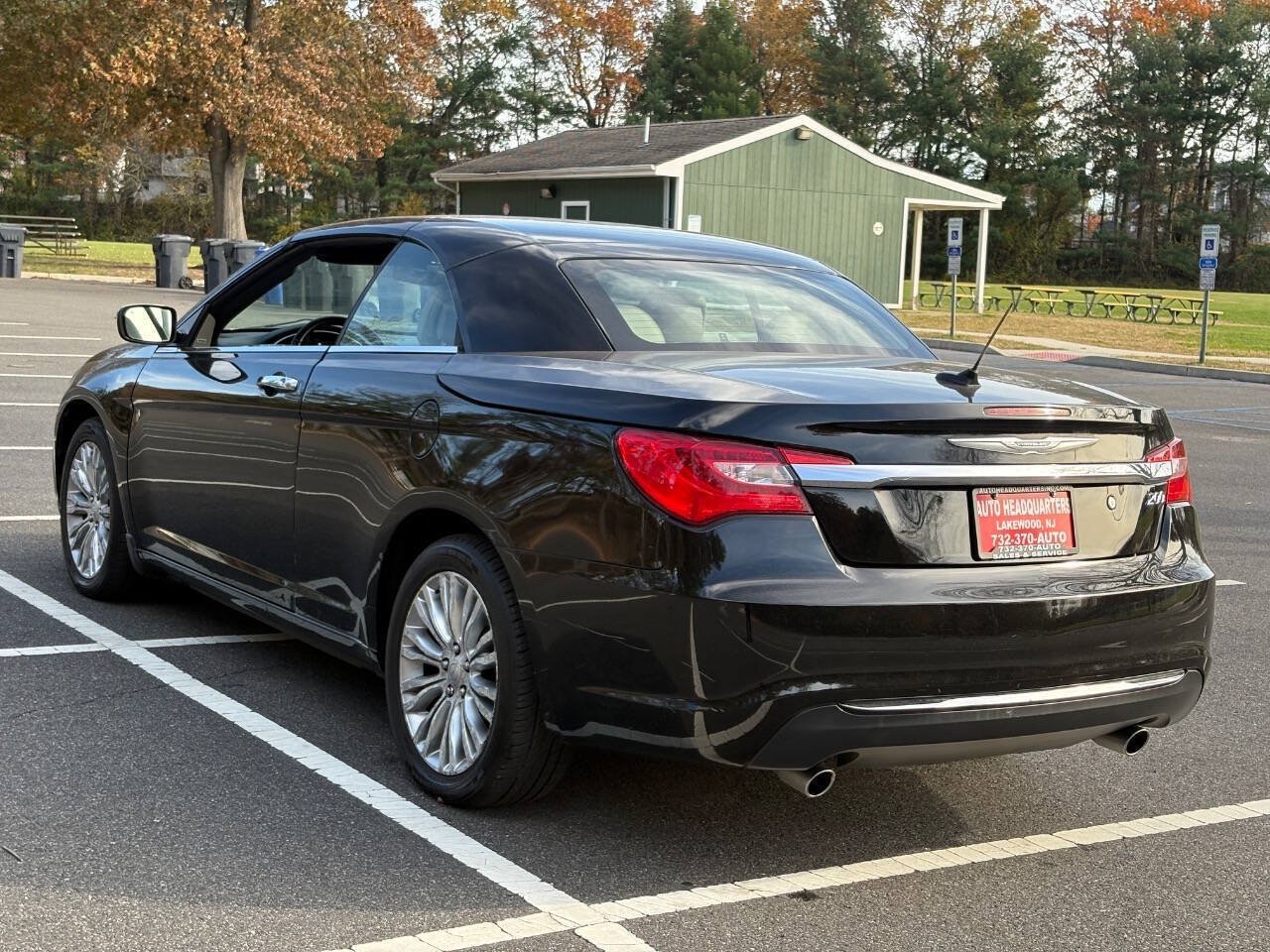 Used 2012 Chrysler 200 Limited FWD image 6