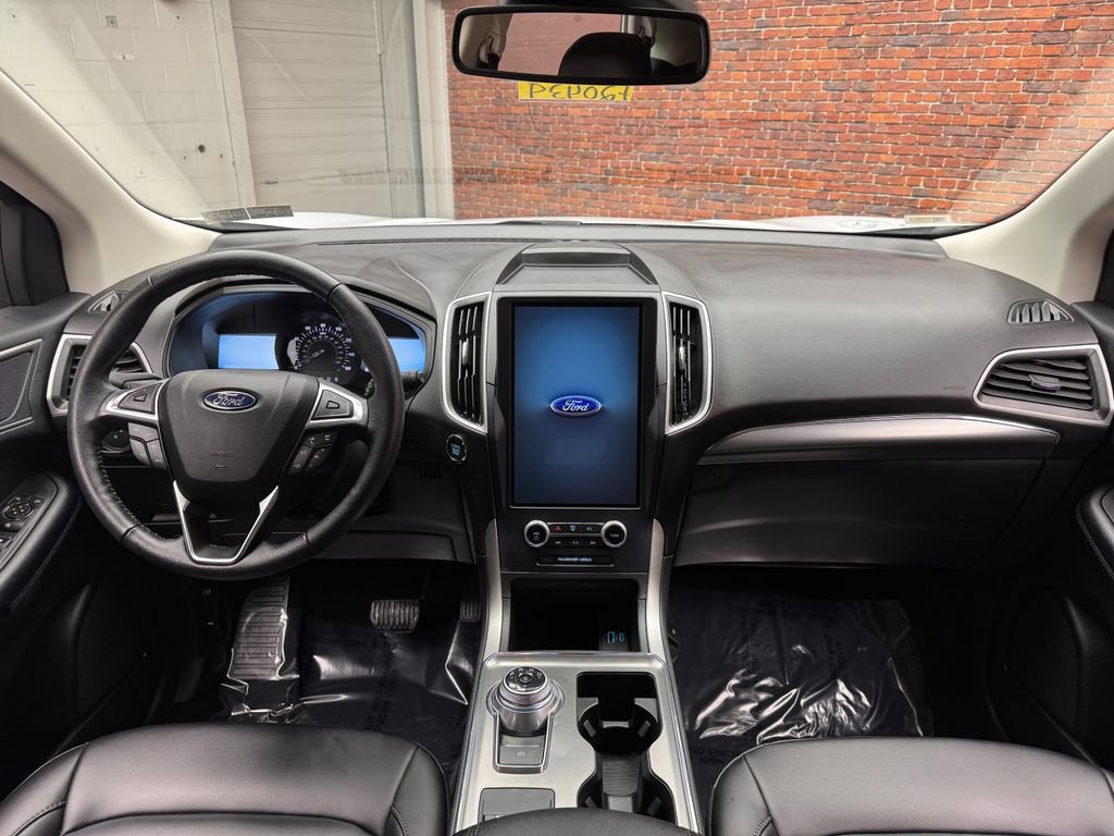 Certified 2022 Ford Edge SEL AWD/4WD image 12