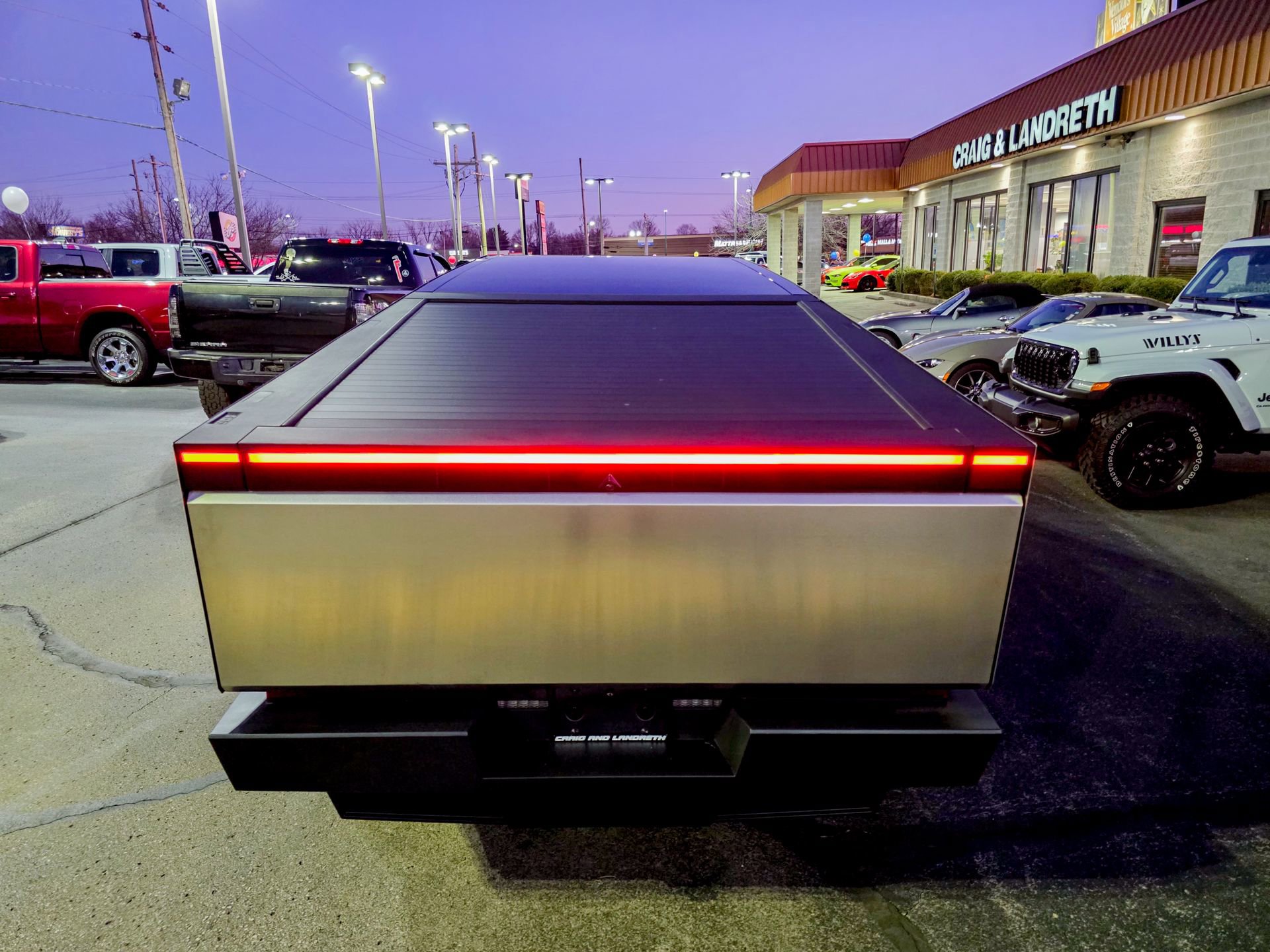 Used 2025 Tesla Cybertruck AWD Crew Cab image 23