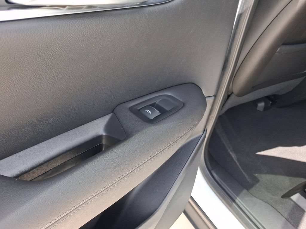 Used 2023 Cadillac XT5 Luxury FWD image 11