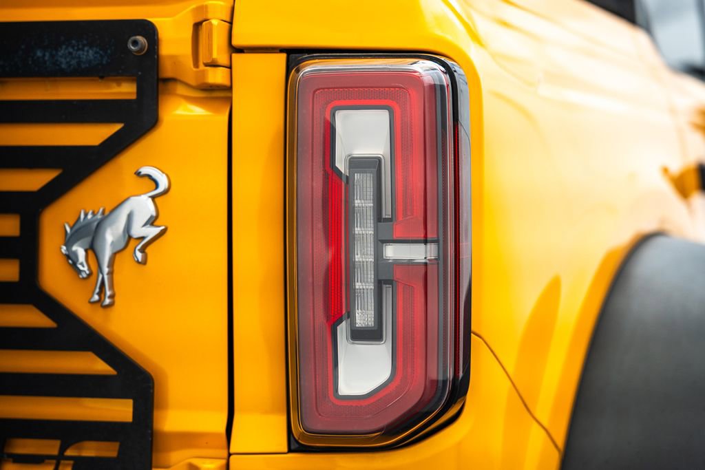 Used 2022 Ford Bronco Badlands w/ Sasquatch Package image 9