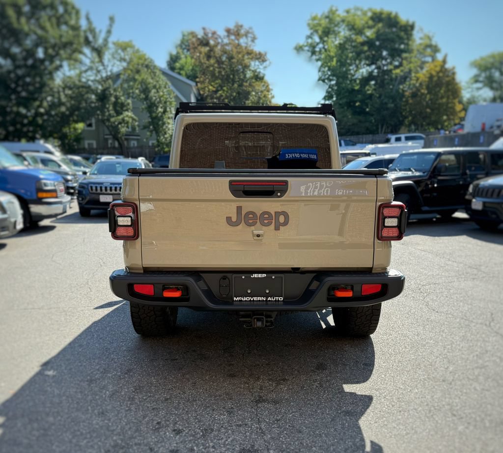 Used 2022 Jeep Gladiator Mojave w/ LED Lighting Group AWD/4WD image 10
