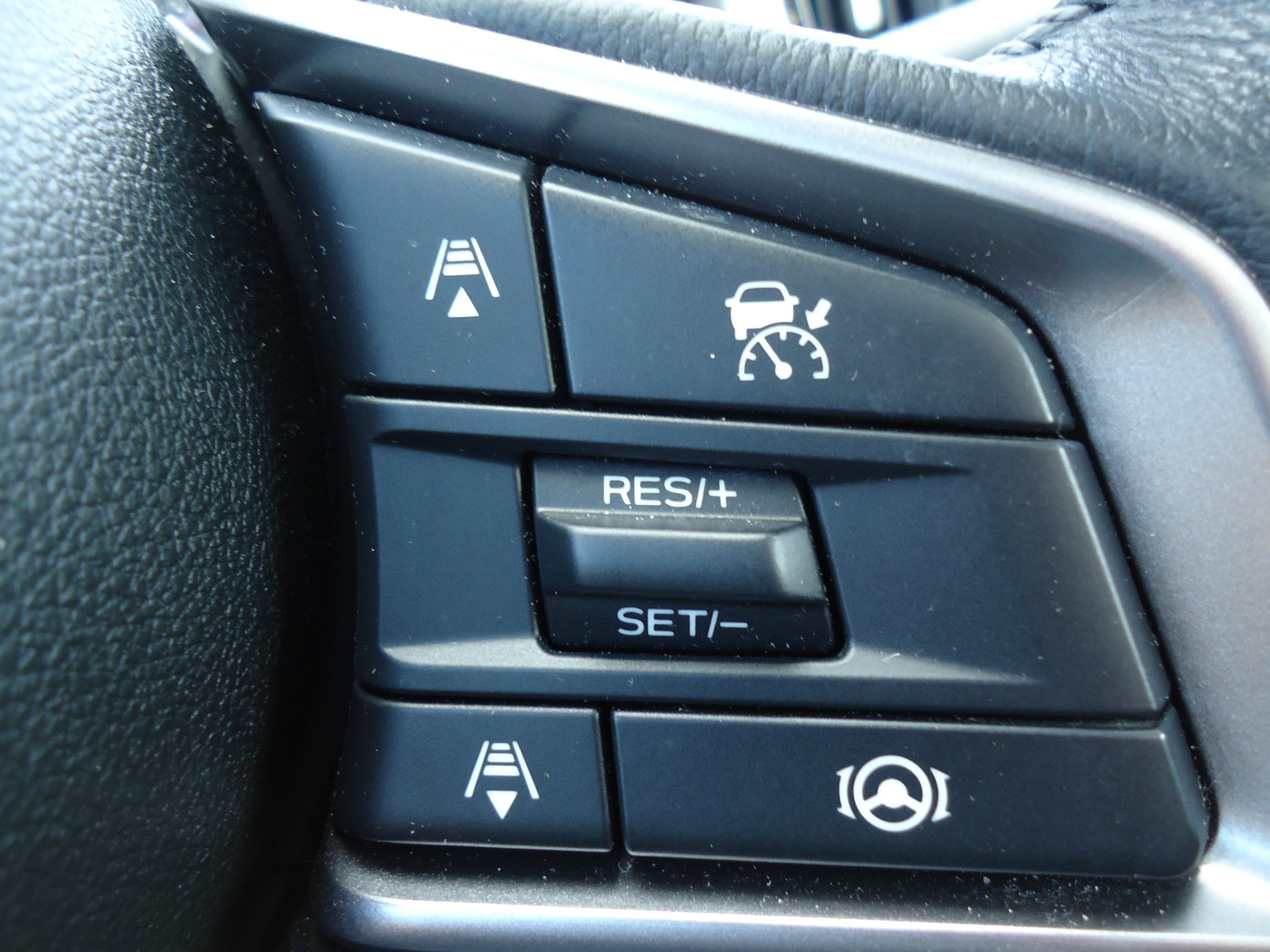 Used 2023 Subaru Outback Onyx Edition AWD/4WD image 18