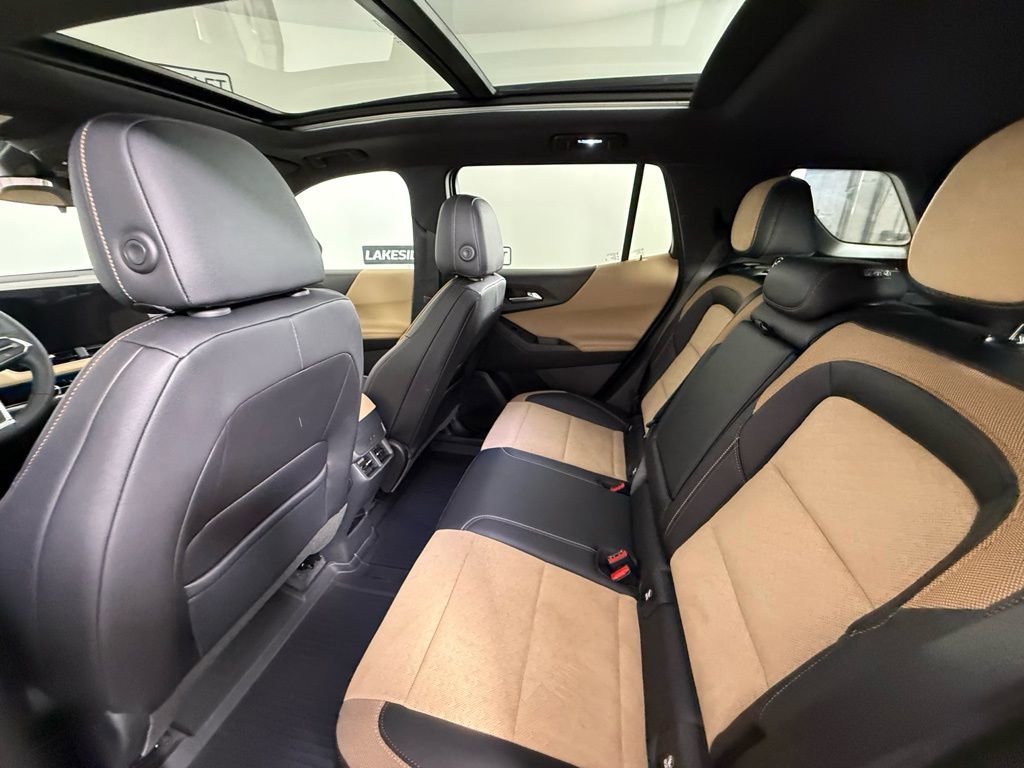 New 2026 Chevrolet Equinox ACTIV w/ LPO, Floor Liner Package image 15
