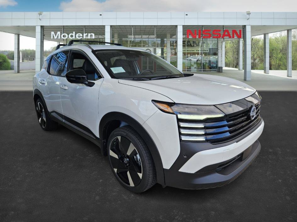 New 2026 Nissan Kicks SR w/ Cold Weather Package image 2