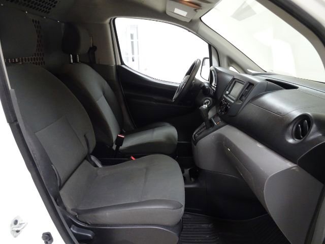 Used 2021 Nissan NV200 S image 32