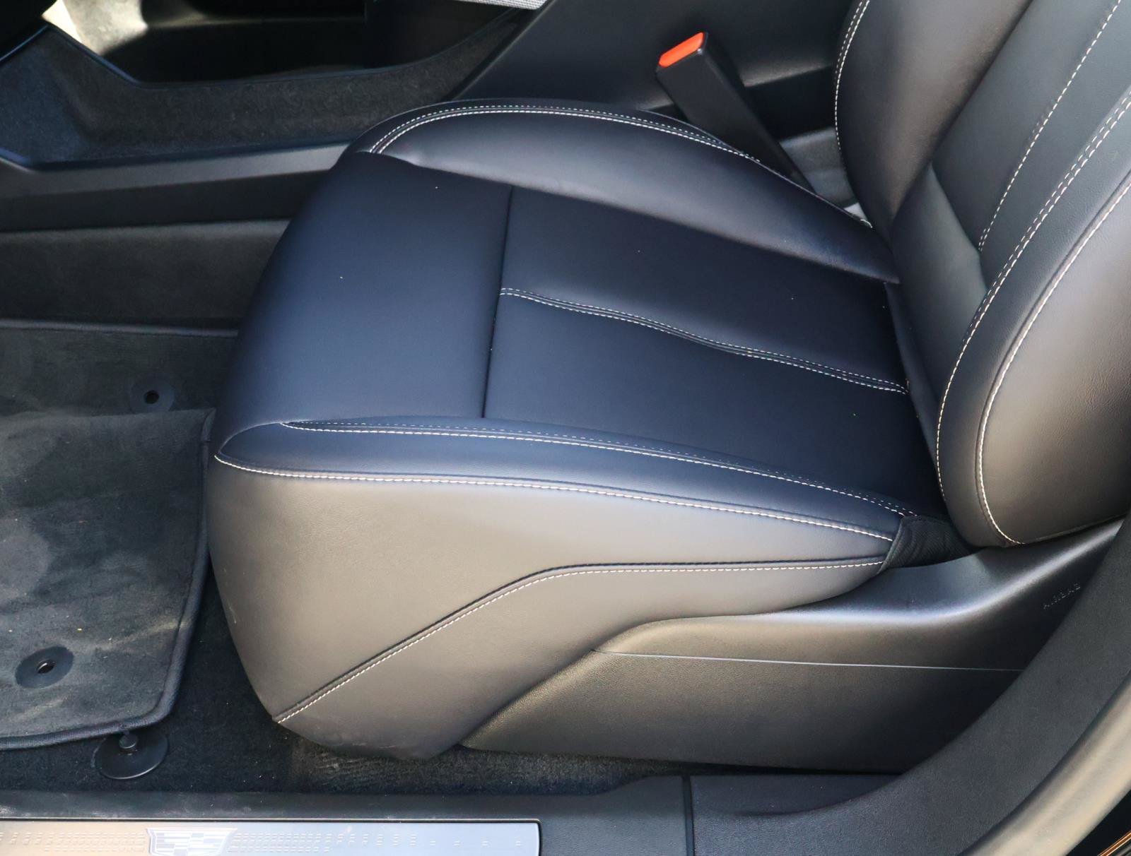 Certified 2025 Cadillac Optiq Sport 1 AWD/4WD image 19