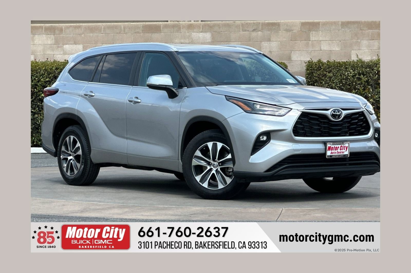 Used 2024 Toyota Highlander XLE