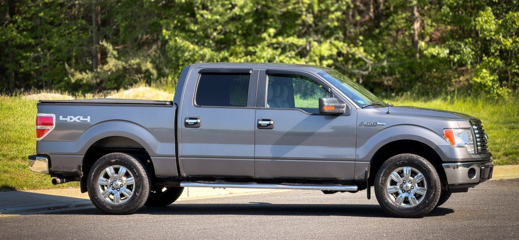 Used 2011 Ford F150 XLT w/ XLT Chrome Pkg AWD/4WD image 6