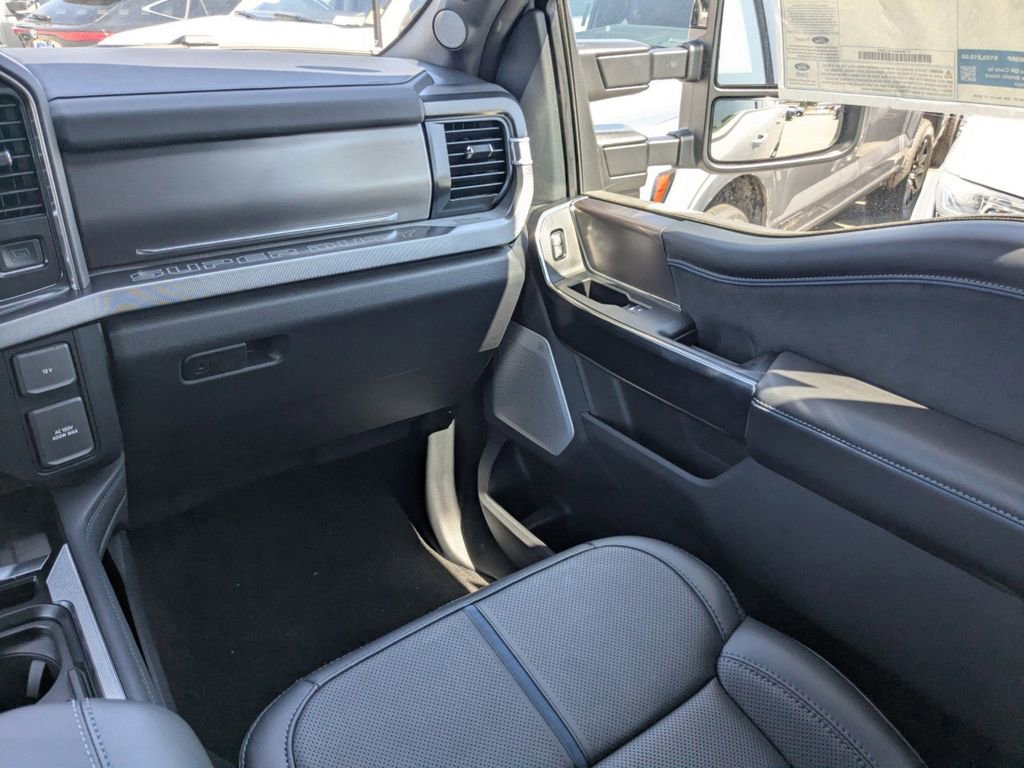 New 2026 Ford F250 Platinum image 22