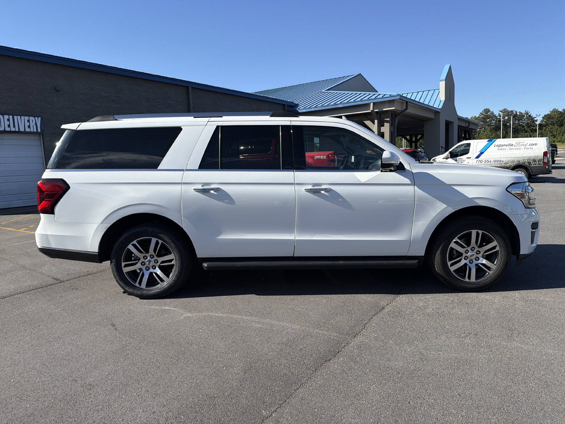 Used 2024 Ford Expedition Max Limited AWD/4WD image 20