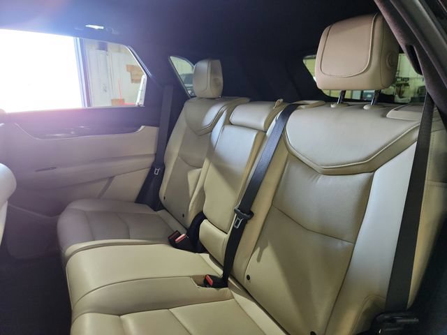 Used 2017 Cadillac XT5 FWD image 18