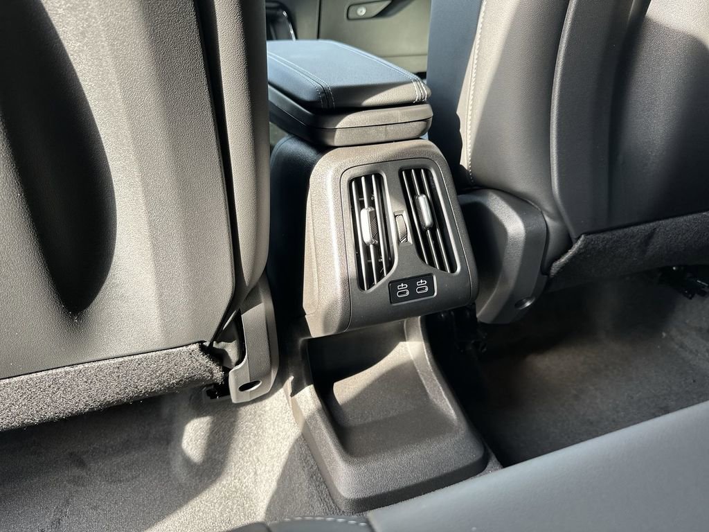 Certified 2025 BMW X1 xDrive28i w/ Convenience Package image 29