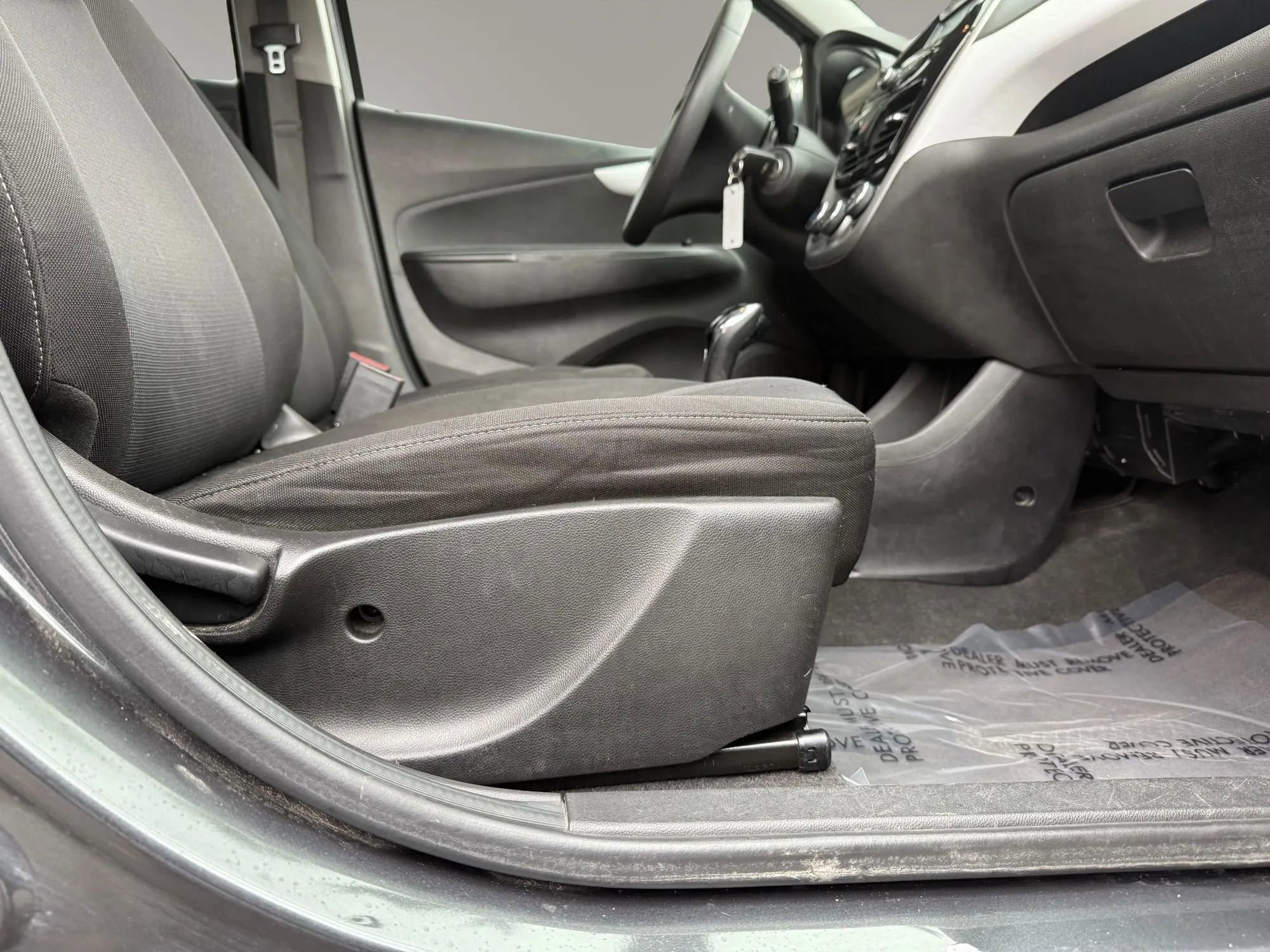 Used 2017 Chevrolet Spark LT image 39