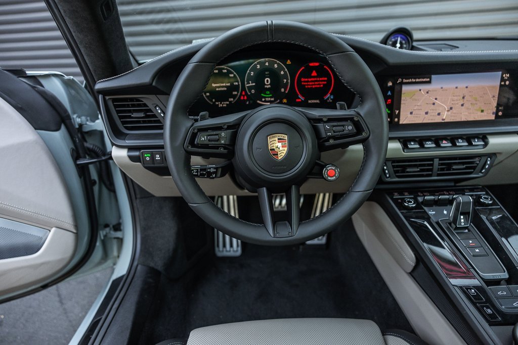 Certified 2025 Porsche 911 Carrera GTS image 12