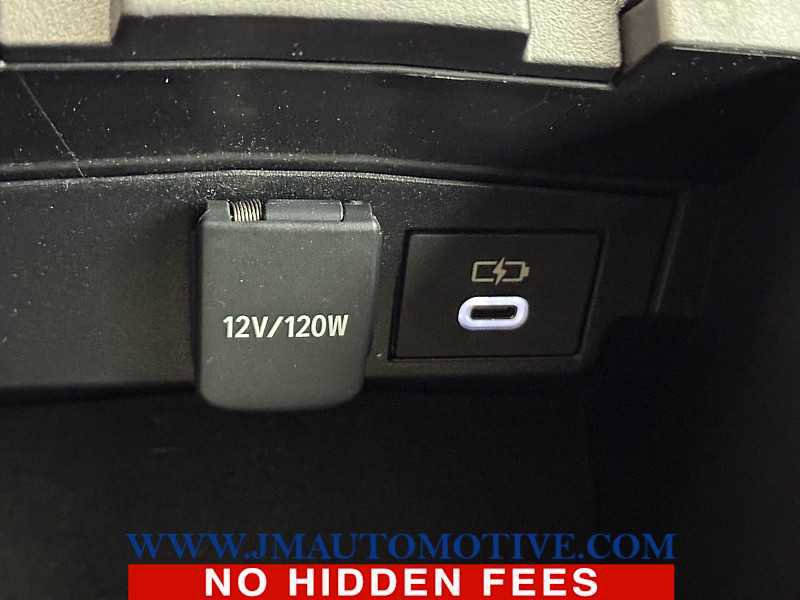 Used 2023 Toyota Corolla LE image 36