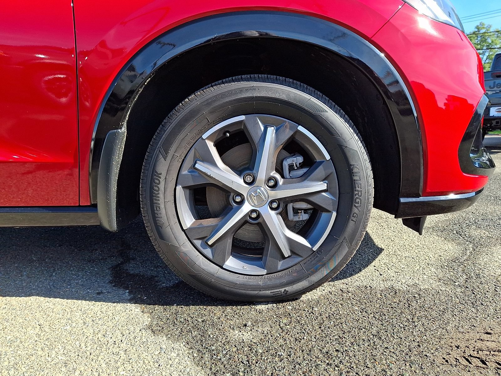Used 2025 Honda HR-V EX-L image 9