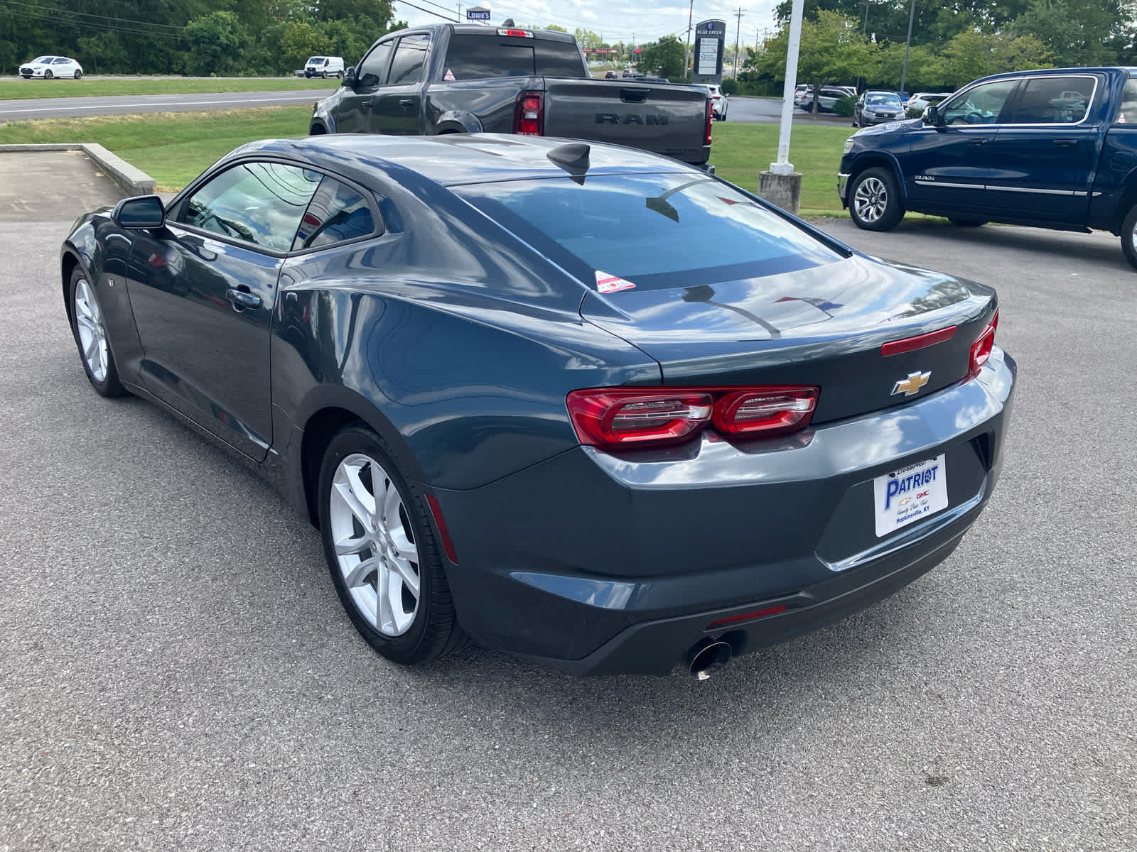 Used 2020 Chevrolet Camaro LS RWD image 5