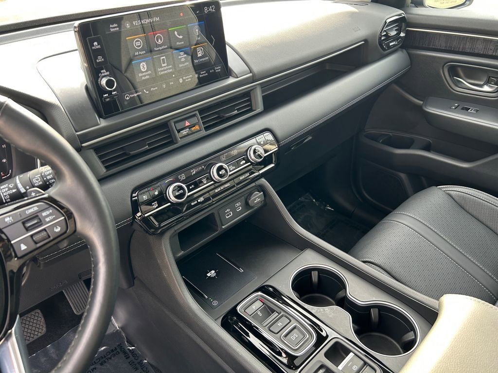 Used 2023 Honda Pilot Elite image 19