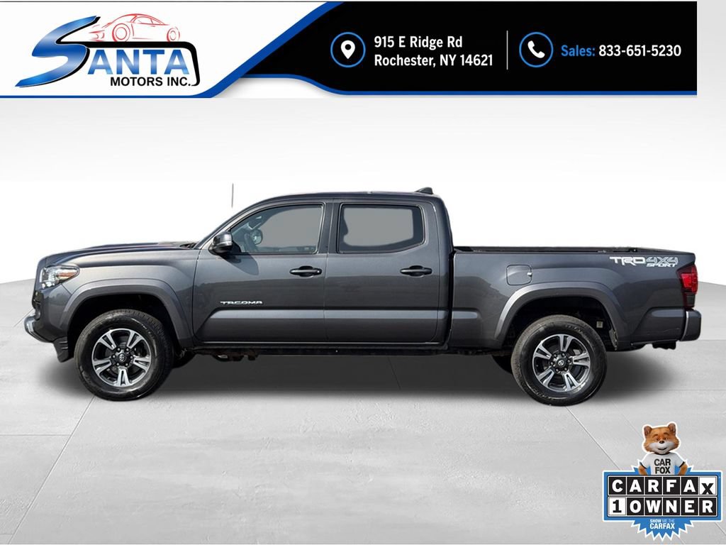 Used 2018 Toyota Tacoma TRD Sport AWD/4WD image 5