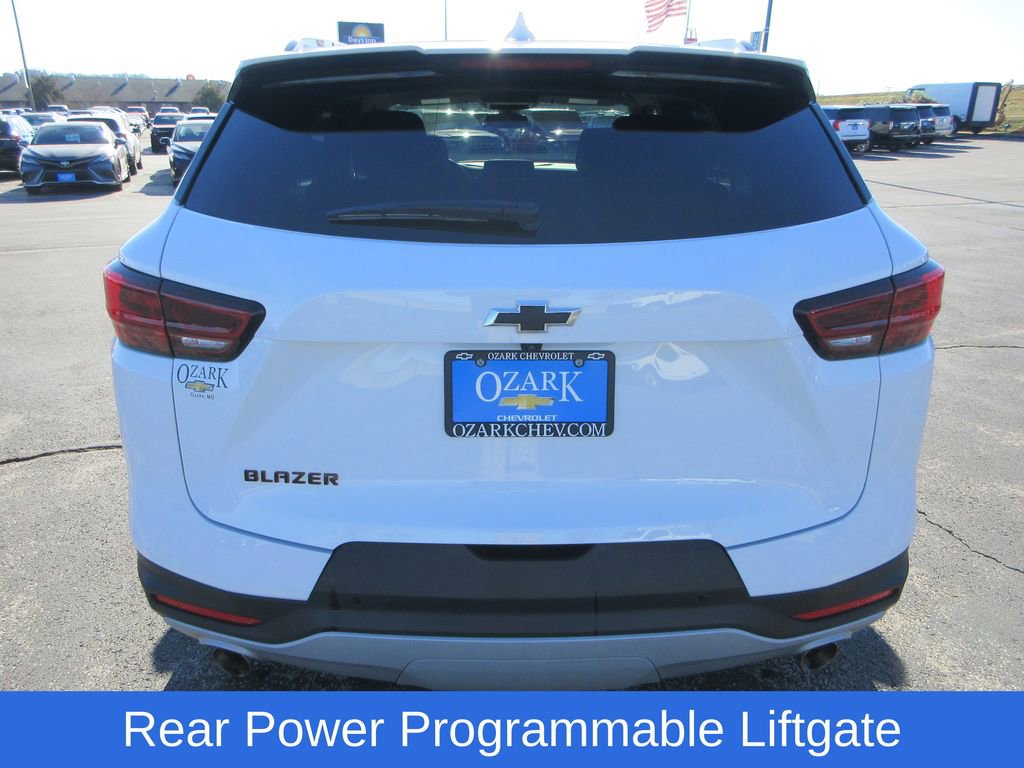 Used 2024 Chevrolet Blazer LT w/ Redline Edition image 4