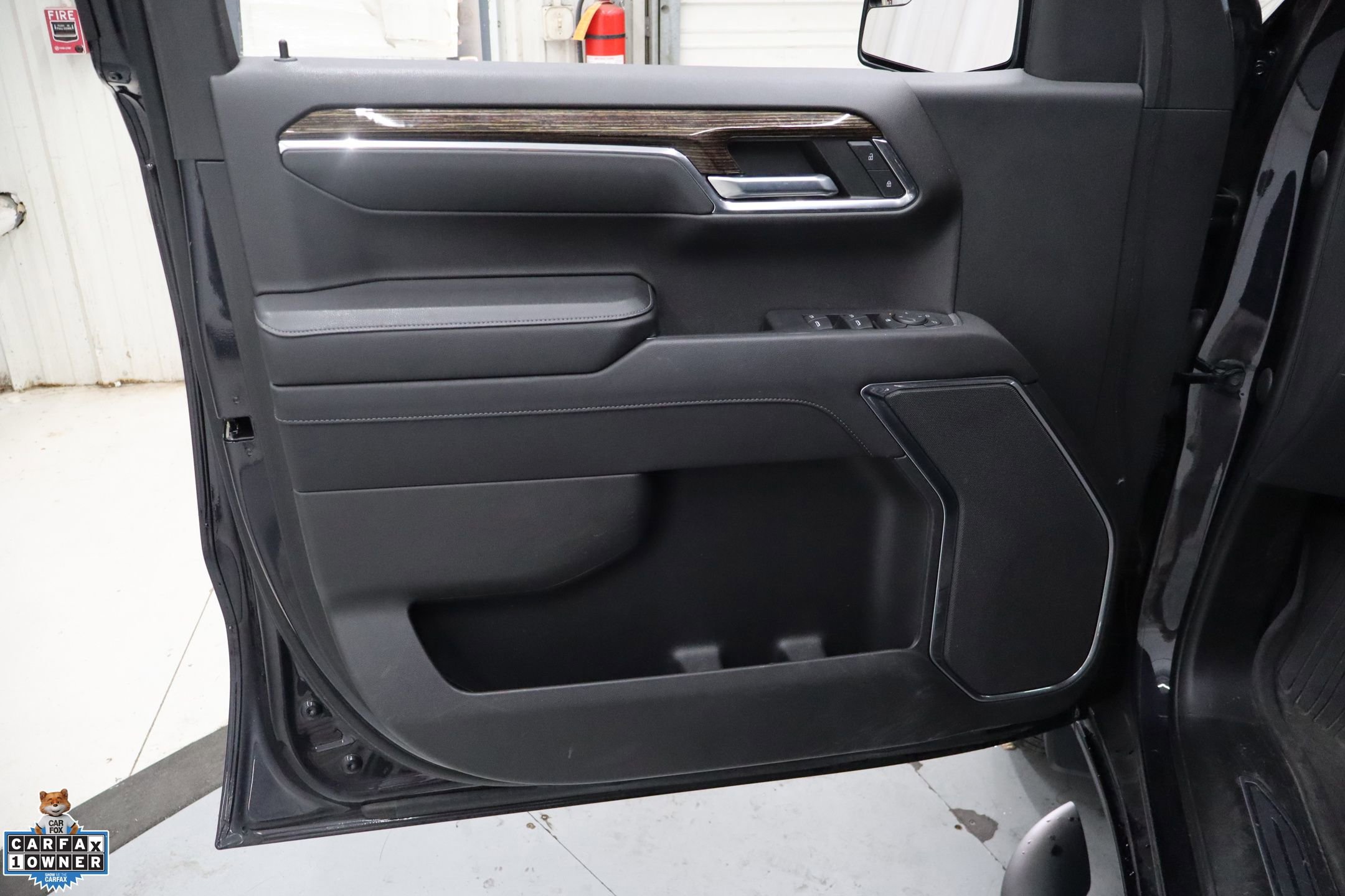 Used 2023 GMC Sierra 1500 Elevation image 12