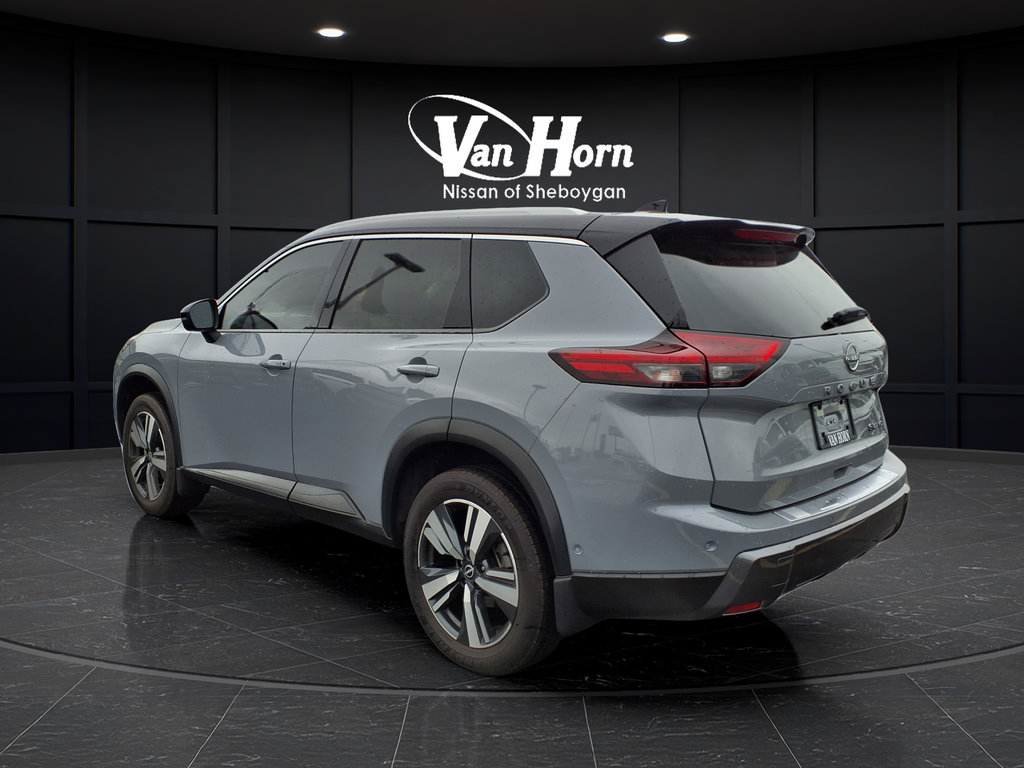 Used 2025 Nissan Rogue SL w/ SL Premium Package AWD/4WD image 9