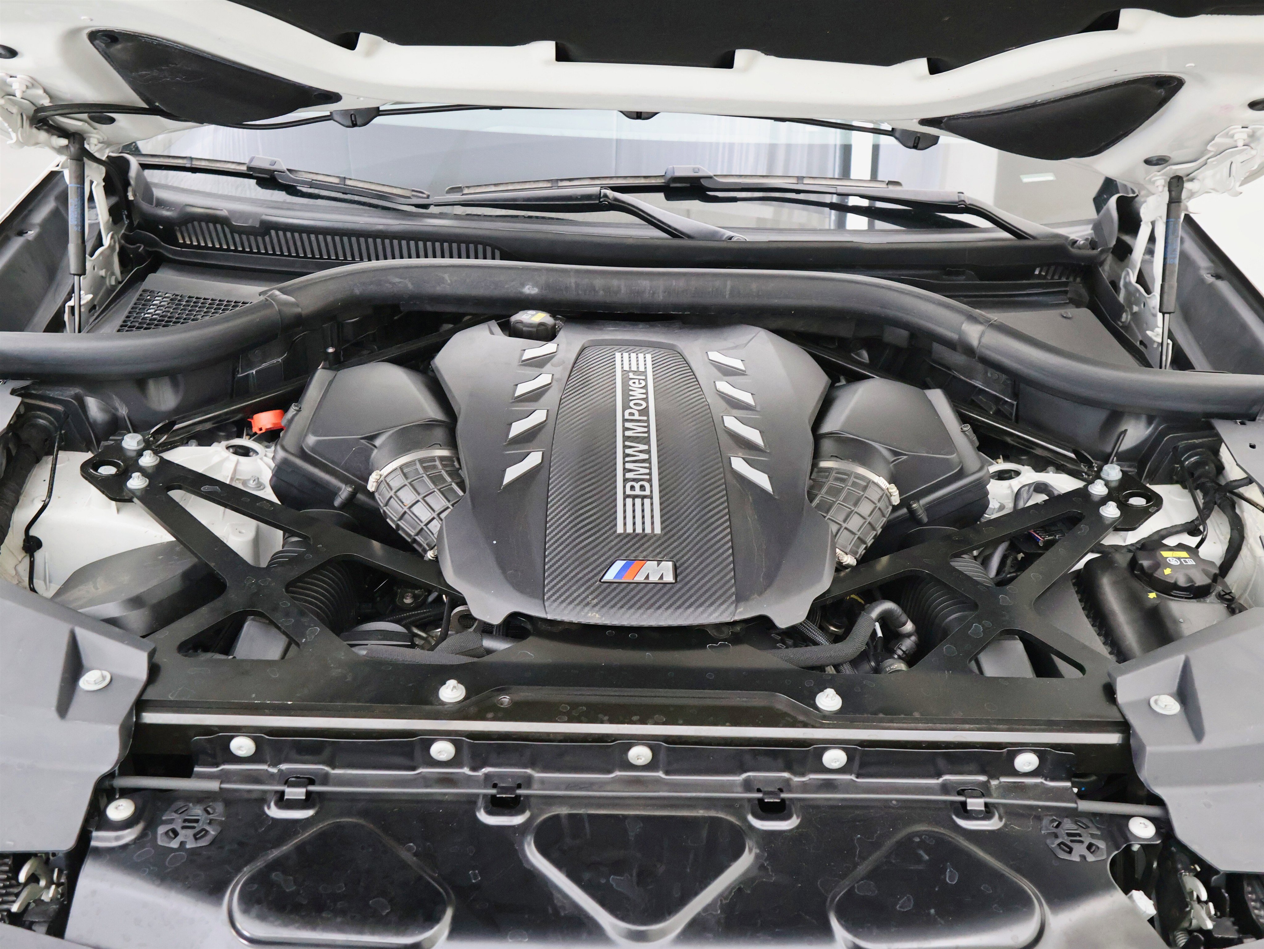 Used 2021 BMW X6 M w/ Executive Package image 59