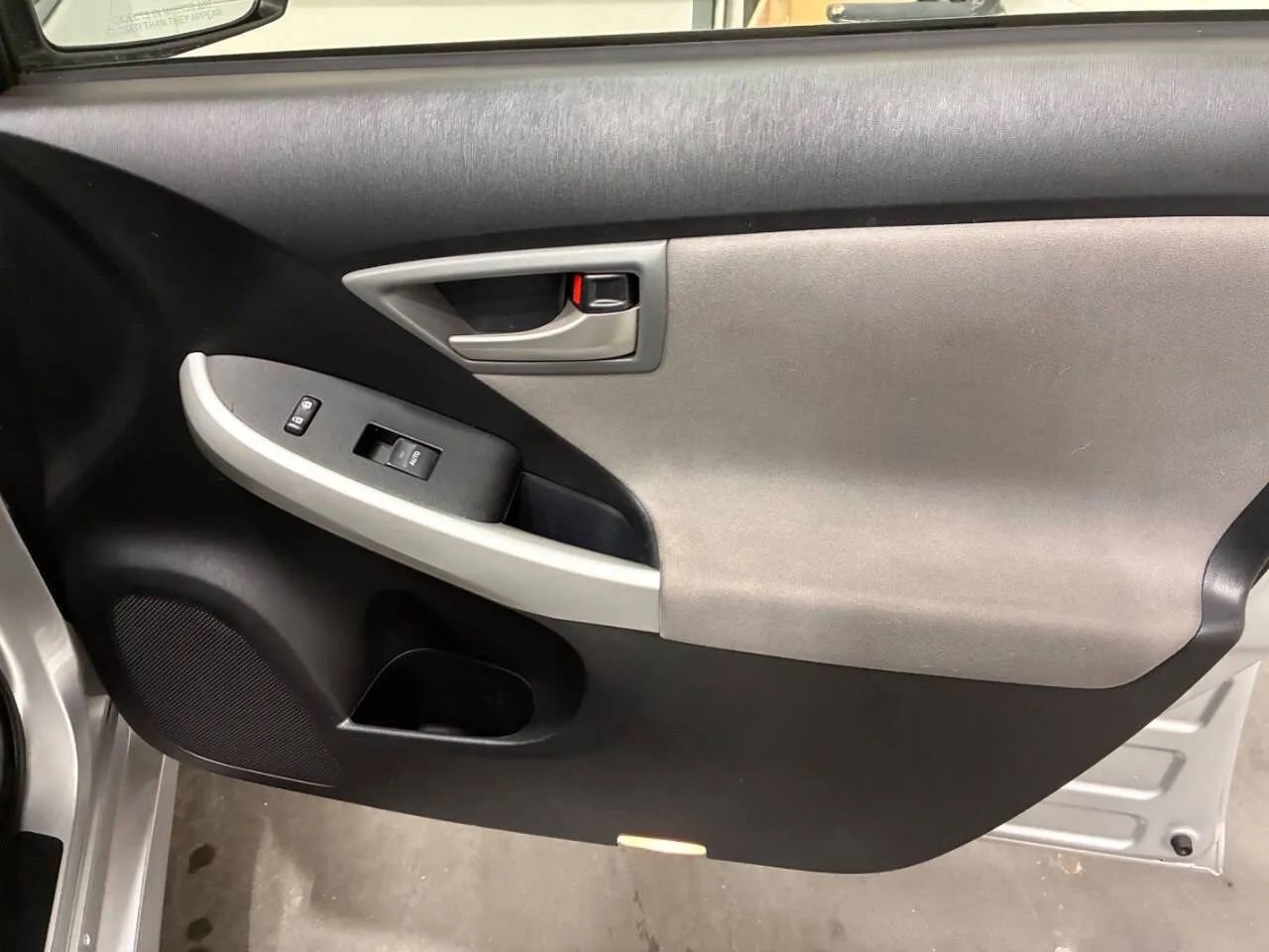 Used 2012 Toyota Prius Two image 21