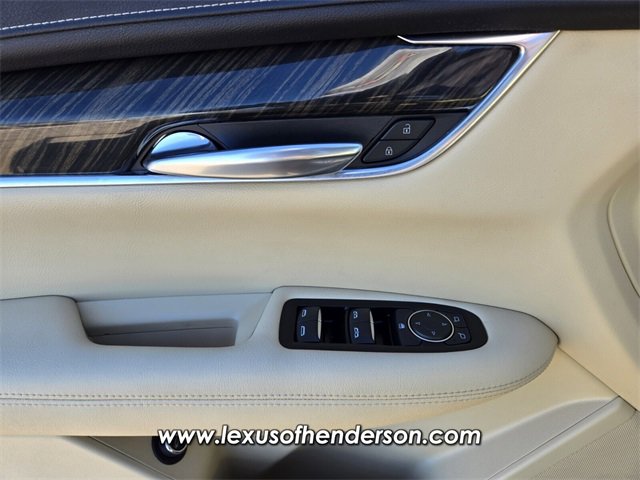 Used 2019 Cadillac XT5 FWD image 19