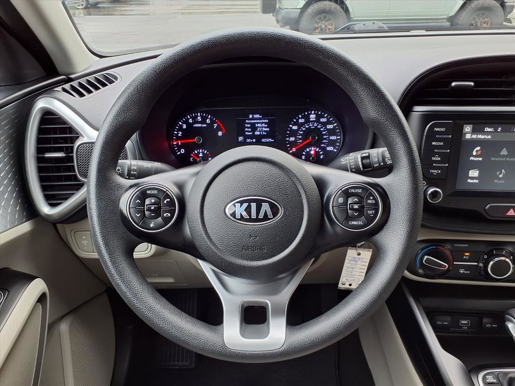 Used 2020 Kia Soul LX image 14