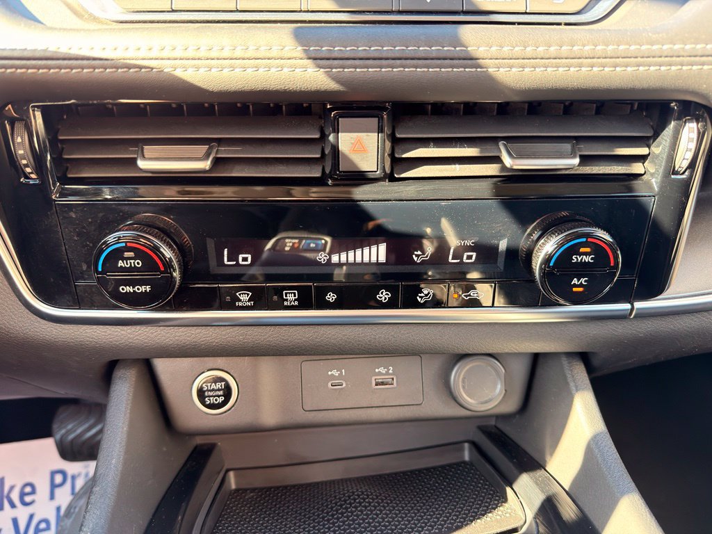 Used 2021 Nissan Rogue SV AWD/4WD image 23