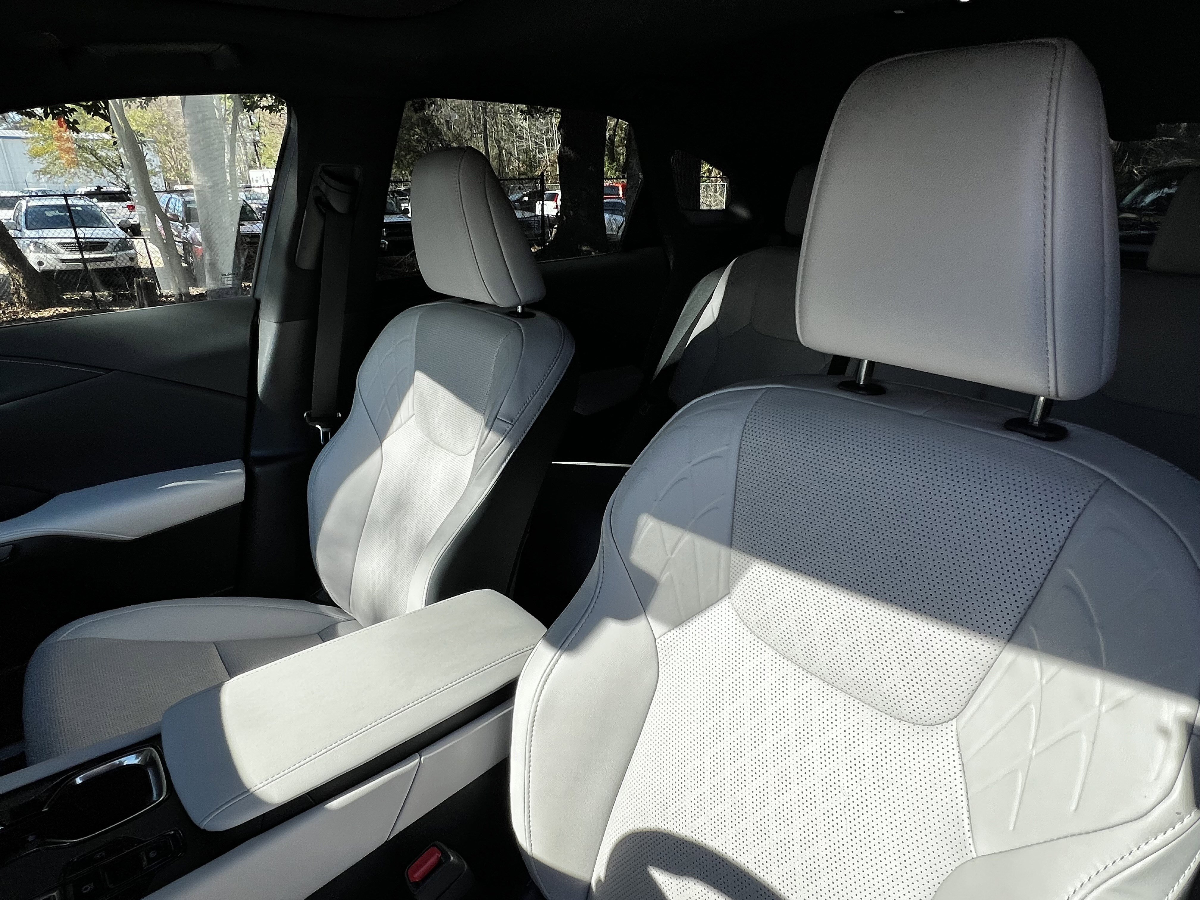 Used 2025 Lexus RX 350 Premium Plus image 16