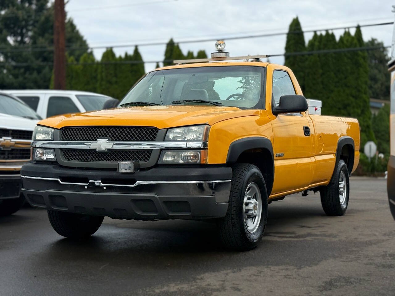 Used 2003 Chevrolet Silverado 2500 W/T RWD image 1