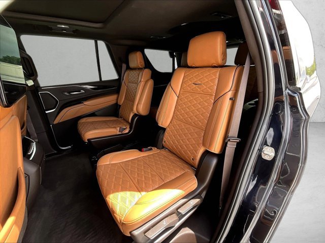 Used 2021 Cadillac Escalade Sport w/ Driver Assist Tech Package AWD/4WD image 28