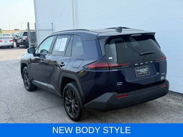 Used 2026 Toyota RAV4 XLE Premium AWD/4WD image 30