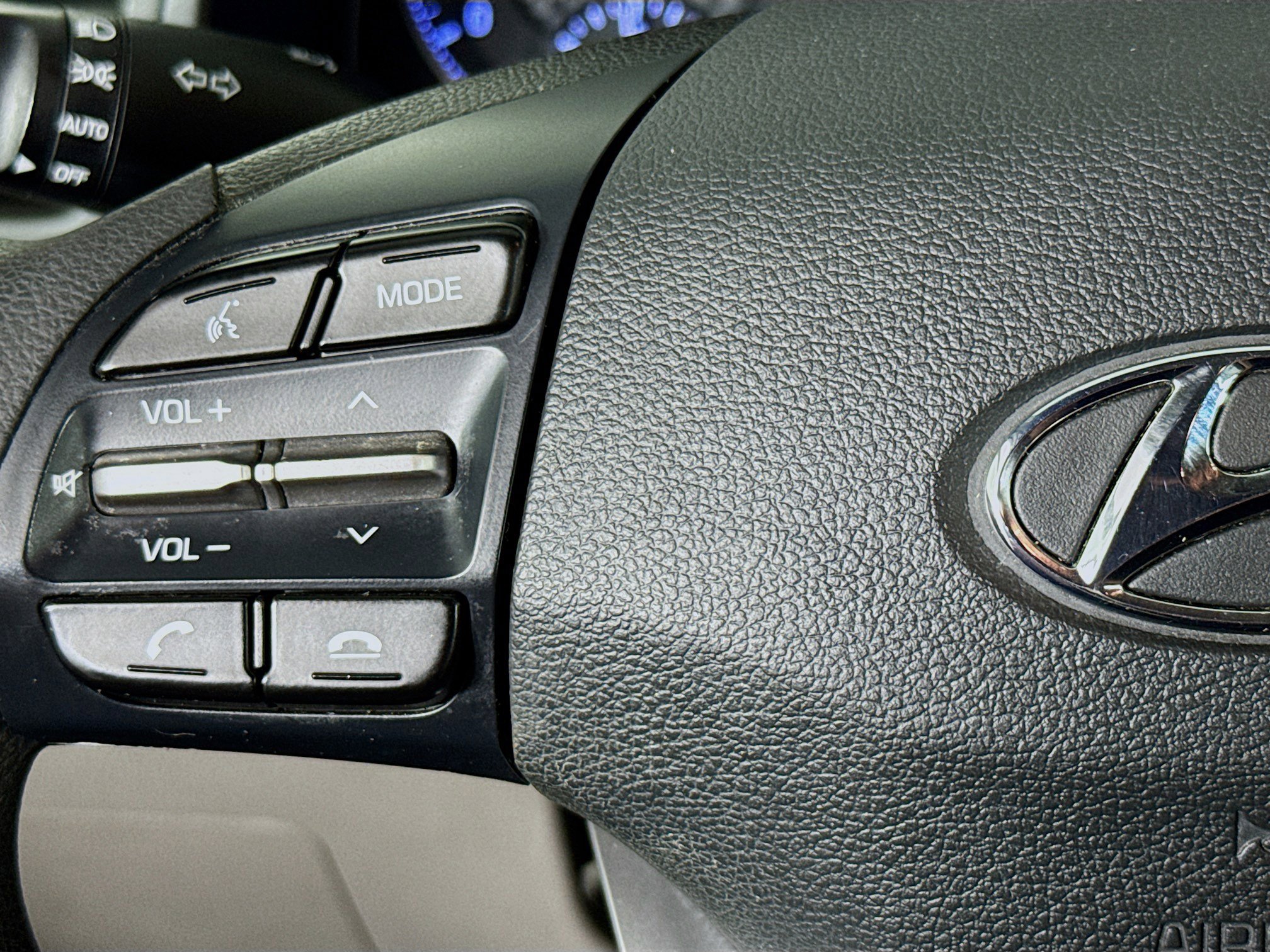 Used 2019 Hyundai Elantra SEL image 13