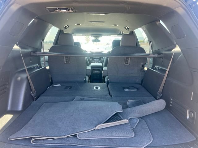Used 2023 Chevrolet Traverse LT w/ LPO, Cargo Package AWD/4WD image 36