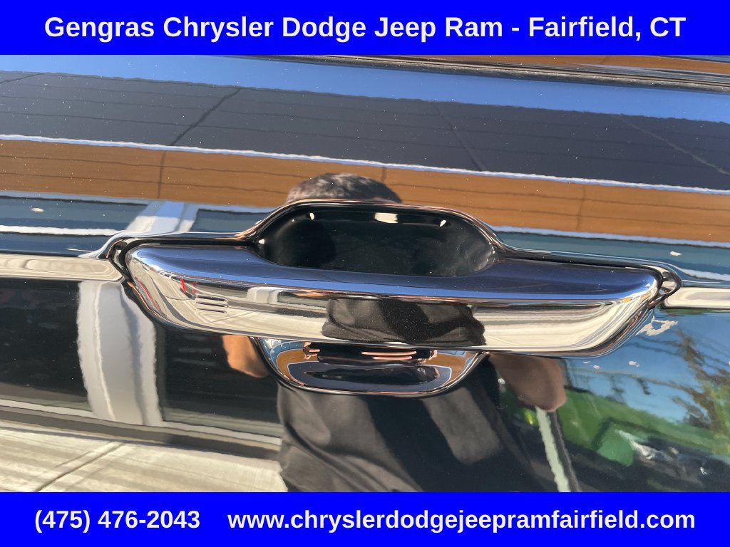 Certified 2026 Jeep Grand Cherokee Limited AWD/4WD image 36