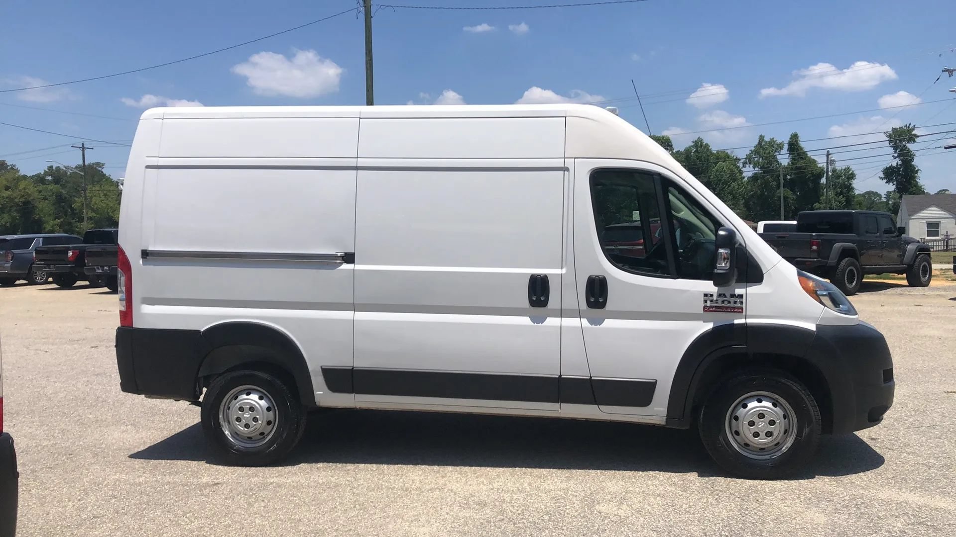 Used 2020 RAM ProMaster 1500 FWD image 4