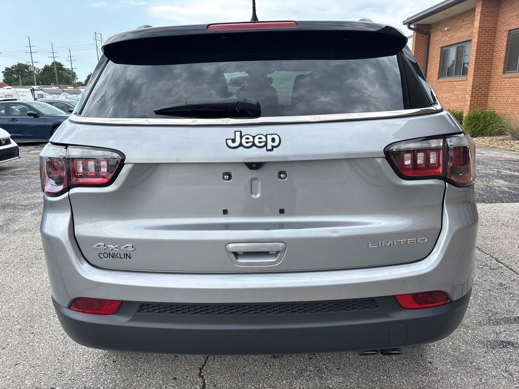 Used 2022 Jeep Compass Limited AWD/4WD image 16