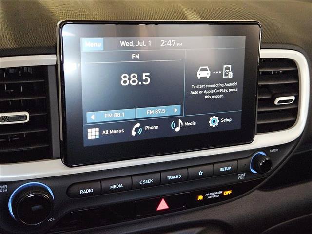 New 2026 Hyundai Venue SEL FWD image 13