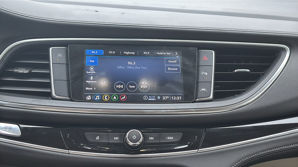 Used 2023 Buick Enclave Avenir FWD image 22